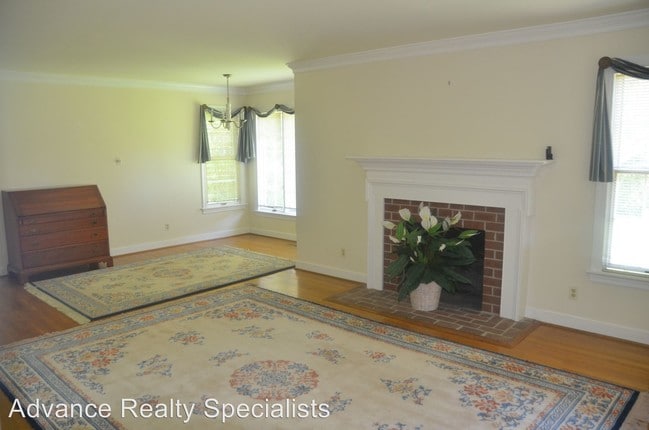 Building Photo - 2 br, 2.5 bath House - 9035 Wood Sorrel Drive