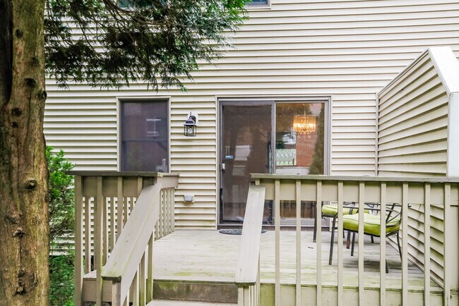 Private Deck - 12 De Marchis Dr