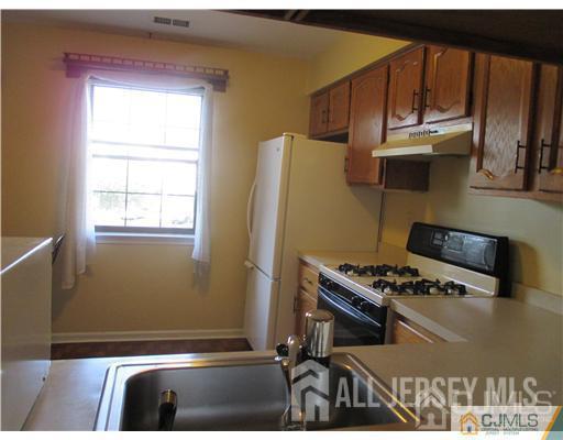 Foto del edificio - 1406 Woodbridge Commons Way