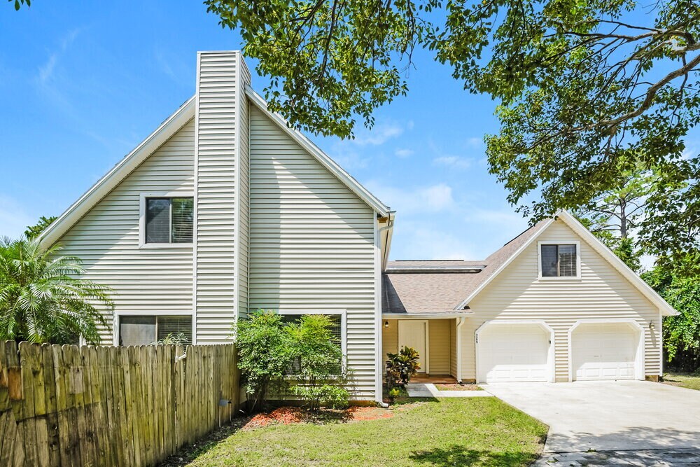 Foto principal - 3395 Felda St