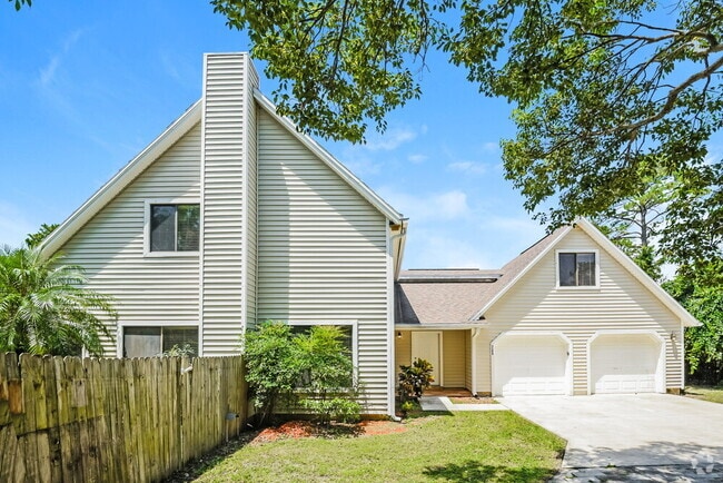 Building Photo - 3395 Felda St