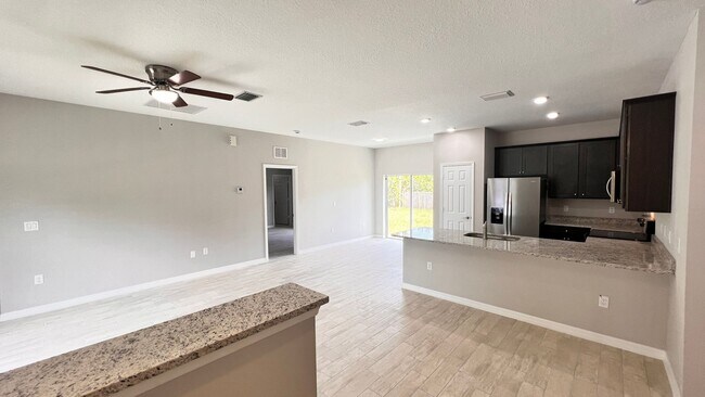 Building Photo - Beautiful, BRAND NEW 3 Bedroom, 2 Bathroom...