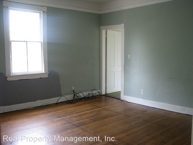 Foto del edificio - 223 9th St SW