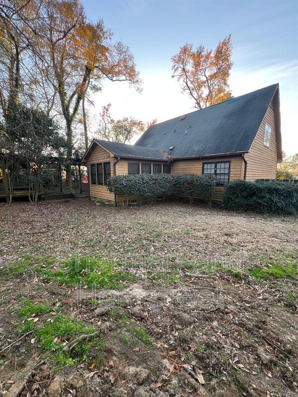 Foto del edificio - 1113 Highview Ave