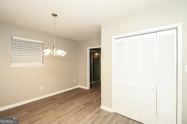 Foto del edificio - 6745 Buckhurst Trail