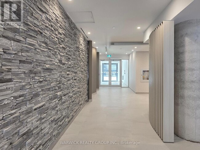 Photo du bâtiment - 4365 Bloor St W