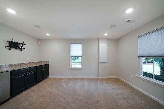Foto del edificio - Luxury 3 Bedroom 4 Bath Townhome in Atwater Community