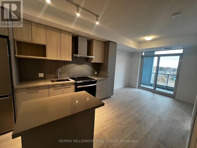 Building Photo - 500 Plains Rd E