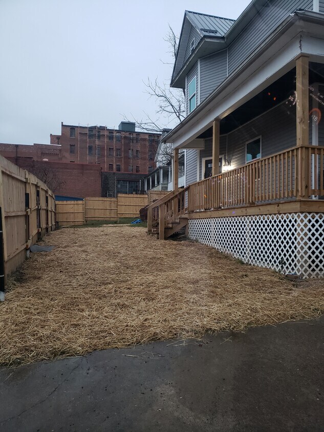 332 Clark St, Clarksburg, WV 26301 House Rental in Clarksburg, WV