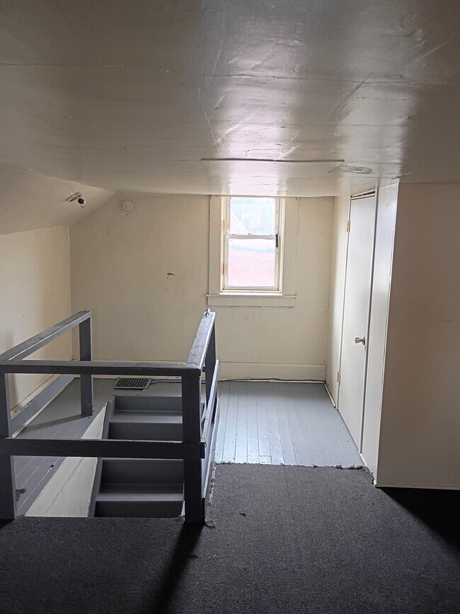 Foto del edificio - 1327 6th Ave