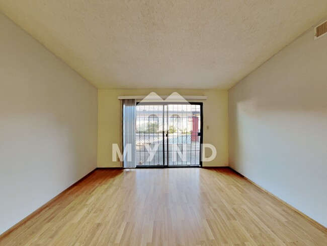 Building Photo - 4260 Adeline St