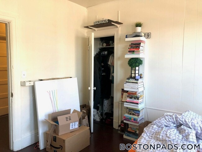 Building Photo - 201 Harvard Ave