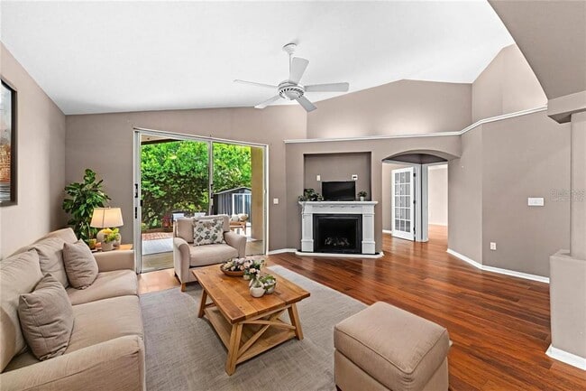 Foto del edificio - 2522 Clareside Dr