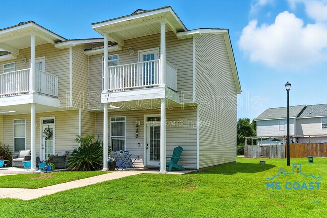 Foto del edificio - 1131 Century Oaks Dr
