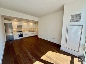 Building Photo - NO FEE ONE BEDROOM IN THE LUXURY SUMMIT NYC