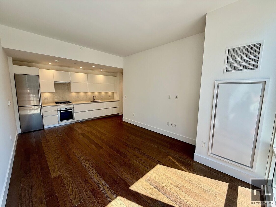 Primary Photo - NO FEE ONE BEDROOM IN THE LUXURY SUMMIT NYC