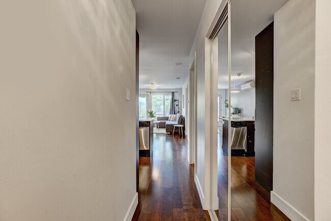 Building Photo - 96 Rue Bourget
