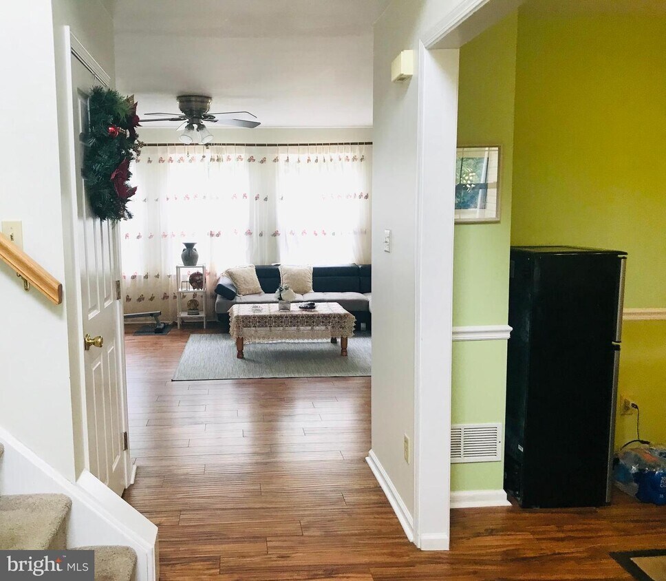 Foto principal - 952 Valleybrook Rd