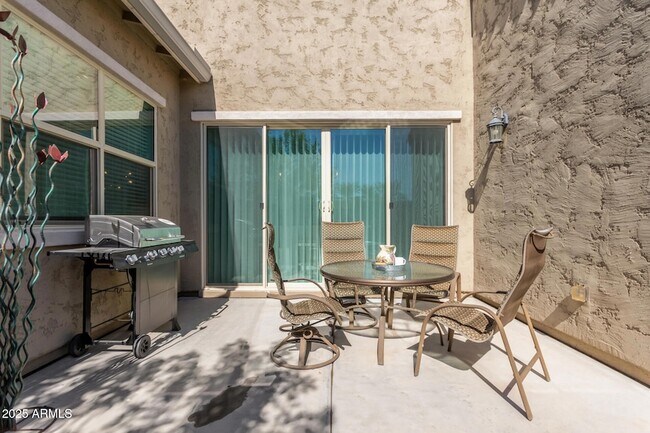 Foto del edificio - 1914 N 140th Ave