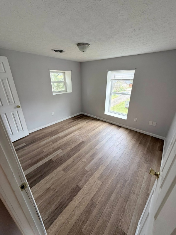 Foto del edificio - 808 N Main St