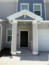 Building Photo - 2670 Skyline Lp