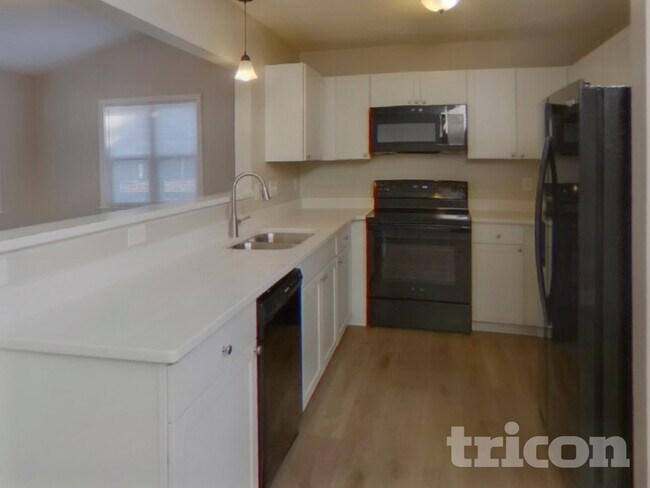 Foto del edificio - 5820 Leatherwood Ln