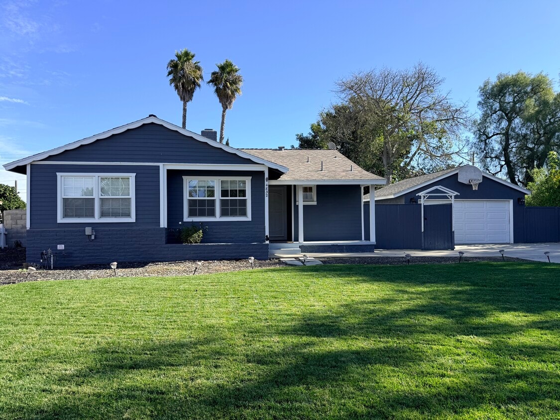 Foto principal - 4832 Maureen Ln