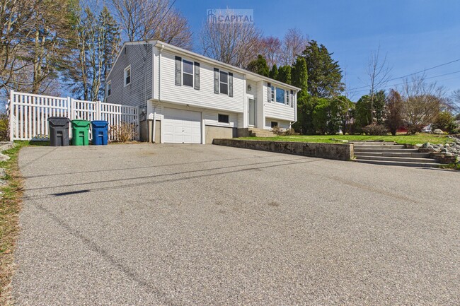 Photo - 22 Okinawa Ave House