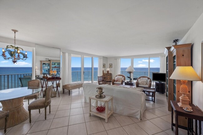 Foto del edificio - 3360 S Ocean Blvd