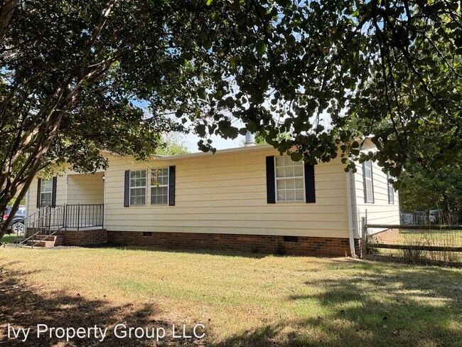 Foto del edificio - 3 br, 2 bath House - 3876 Will Proctor St