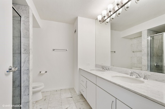 Building Photo - 9725 Woods Dr