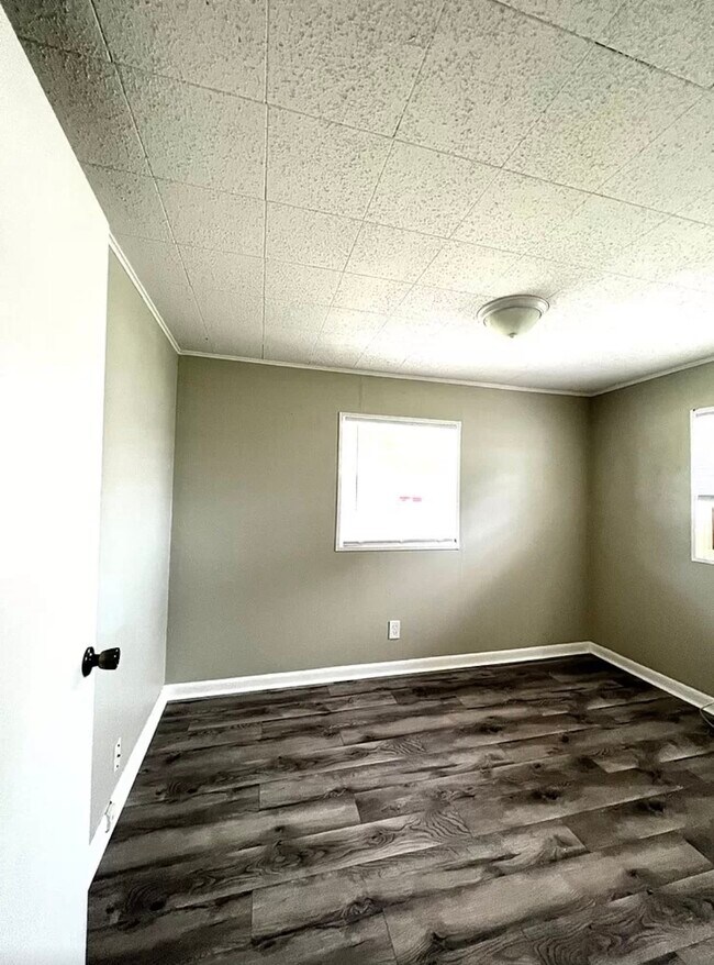 Dormitorio 2 - 722 N 8th St