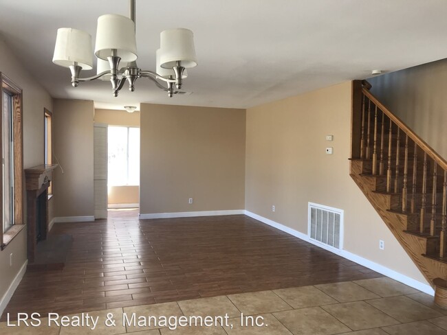 Building Photo - 3 br, 2.5 bath House - 2243 Gregory Ave