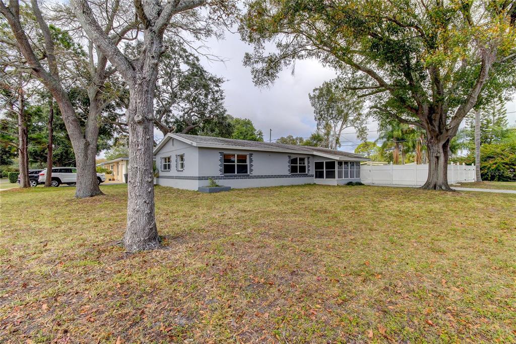 8500 8th St N, Saint Petersburg, FL 33702 House for Rent in Saint