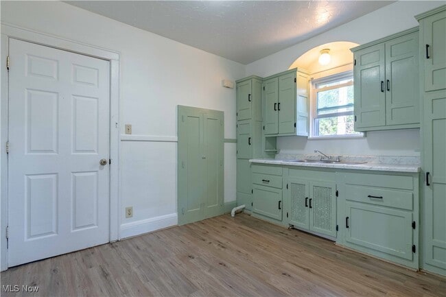 Foto del edificio - 774 Copley Rd