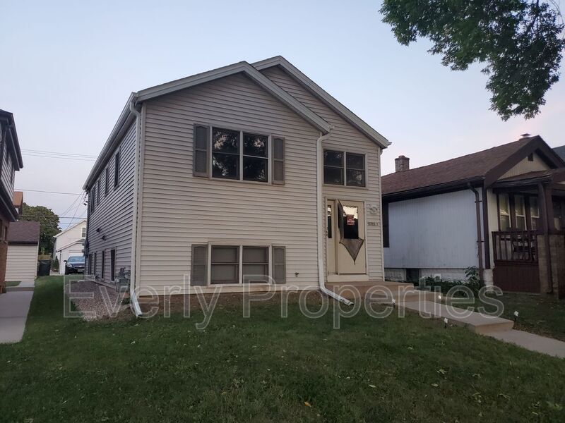 2206 S 73rd St, West Allis, WI 53219 House Rental in West Allis, WI