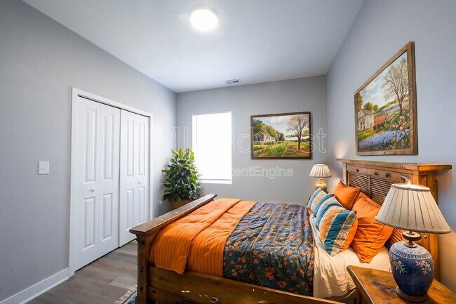 Foto del edificio - 2845 N Talbott St