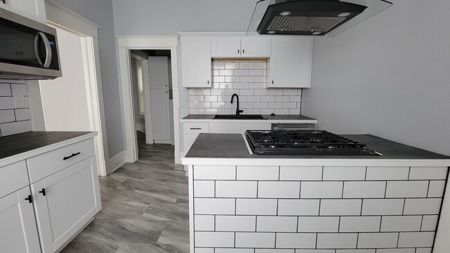 Kitchen - 268 C St