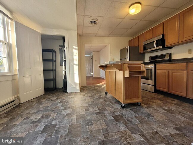 Foto del edificio - 409 N Washington St