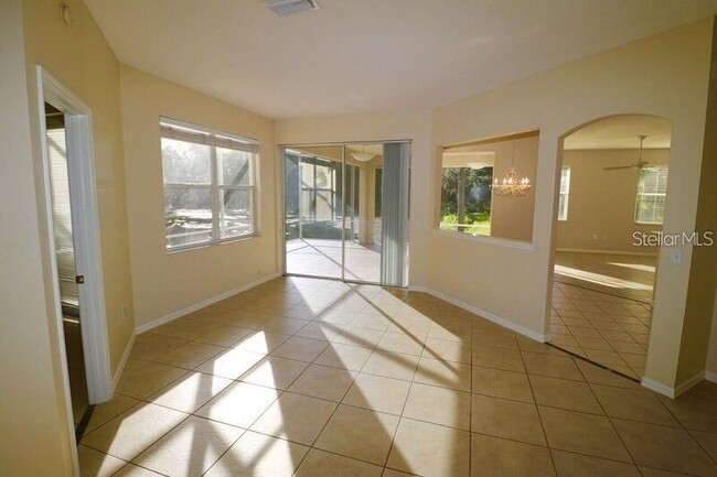 Building Photo - 11206 Primrose Cir