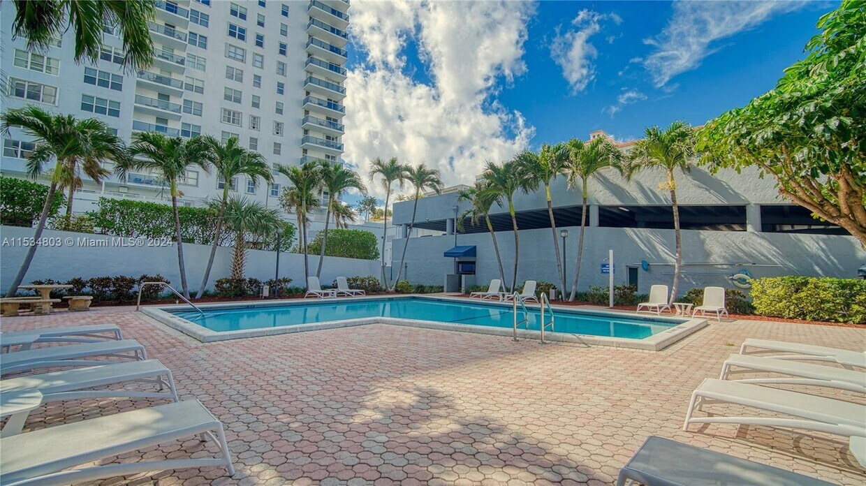 3031 N Ocean Blvd Unit 303, Fort Lauderdale, FL 33308 Condo for Rent