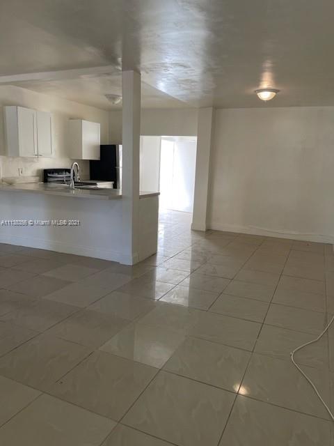 Foto del edificio - 1030 NW 106th St