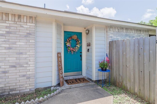 Building Photo - 1705 Friars Tale Ln