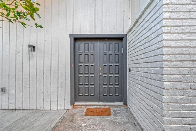 Foto del edificio - 7730 Candlegreen Ln