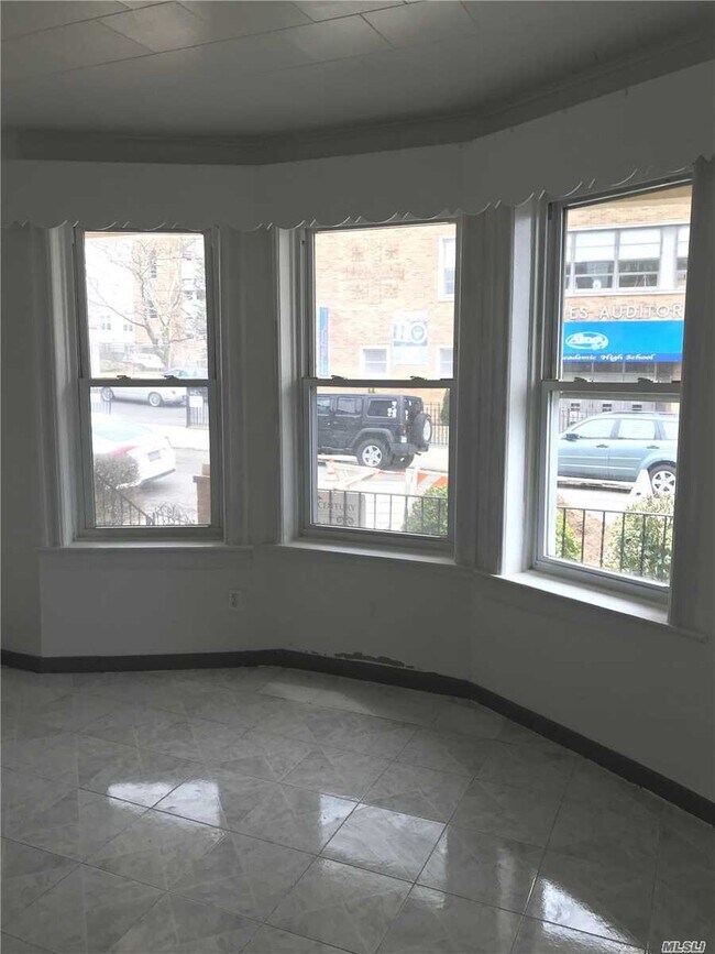 Building Photo - 13-24-24 123rd St