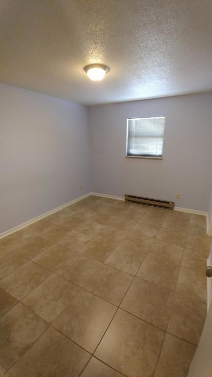 Primary Photo - 390 Erwin Hwy #3