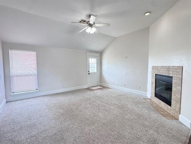 Building Photo - 4917 NW 164th Terrace