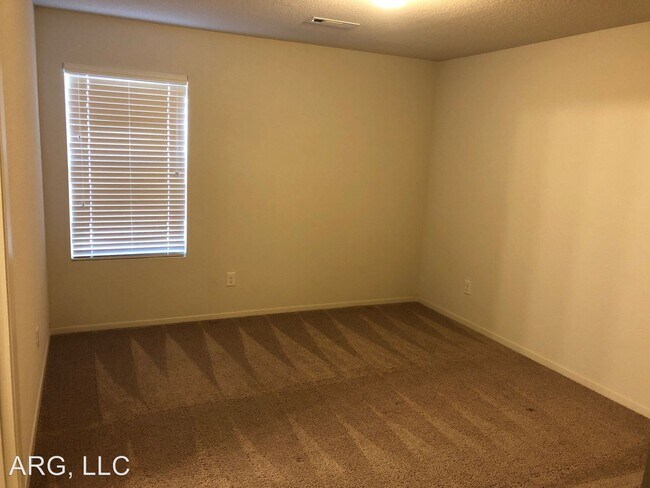 Foto del edificio - 3 br, 2 bath House - 6516 Ridgemist Lane