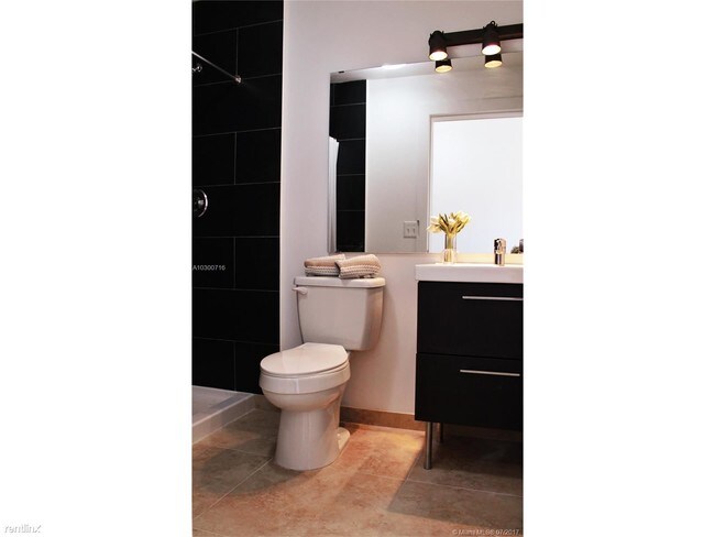Foto del edificio - 444 SW 3rd St