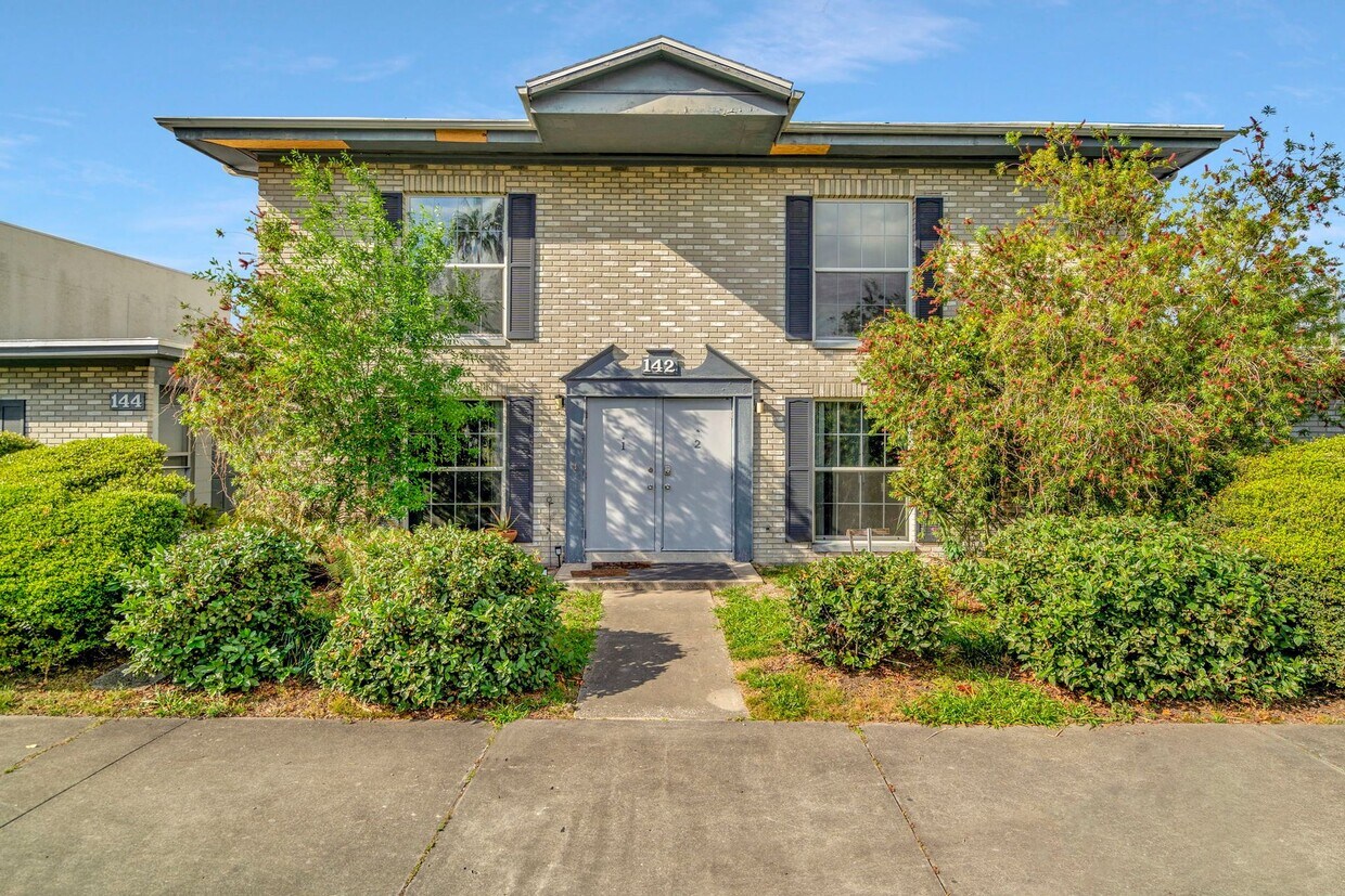 Foto principal - Davis Islands 1/1 Renovated Apartment - IN...